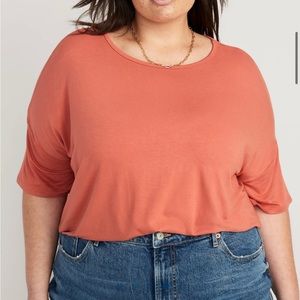 Old Navy Women’s Short-Sleeve Luxe Oversized Cropped T-Shirt